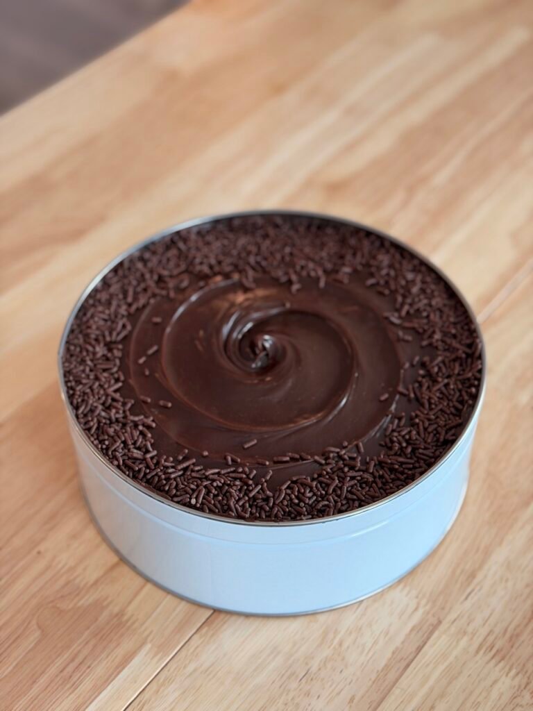 chokolata cake jar packaging pastry for delivery valenbakes