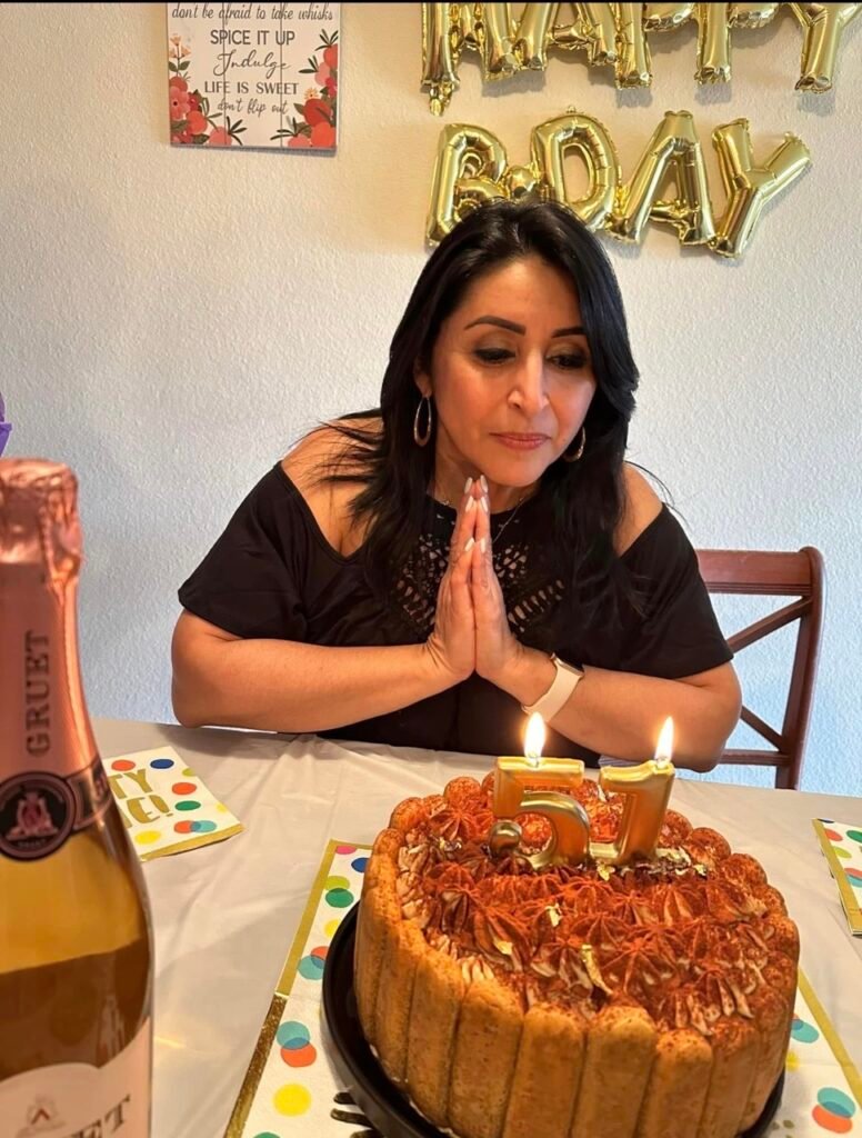 valenbakes happy client 51th